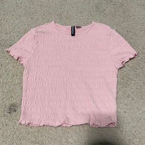 H&M crop top. Never worn only tried on 1 time. In amazing condition!